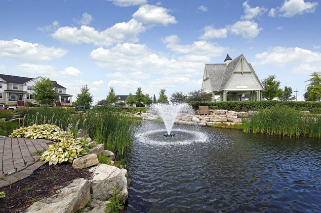 Victor Gardens town square | Image 36