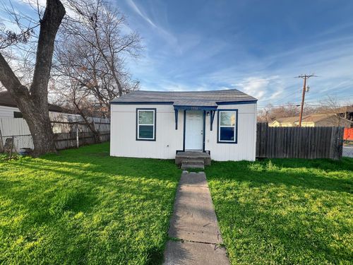 1733 Greenfield Ave, Fort Worth, TX, 76102-1514 | Card Image