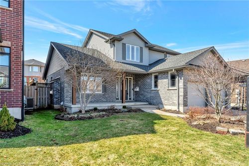 647 Spitfire St, Woodstock, ON, N4T0B6 | Card Image
