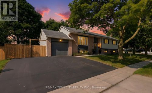 383 Grand Ridge Dr, Cambridge, ON, N1S4A8 | Card Image