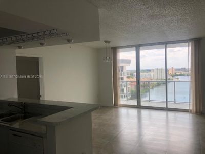 TS2-1702 - 5077 Nw 7th St, Condo with 3 bedrooms, 2 bathrooms and null parking in Miami FL | Image 3