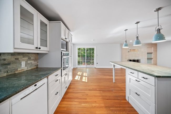 34 Clubhouse Ln, House other with 3 bedrooms, 3 bathrooms and 8 parking in Wayland MA | Image 11