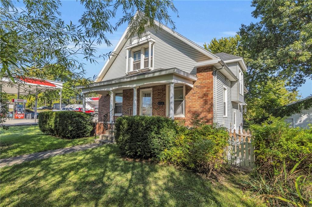 Main St, Richmond, MO 64085