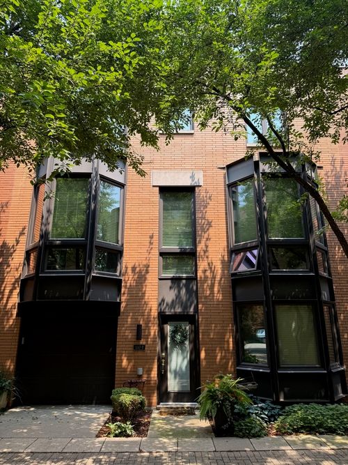 apt-b-1447 N Cleveland Ave, Chicago, IL, 60610-1128 | Card Image