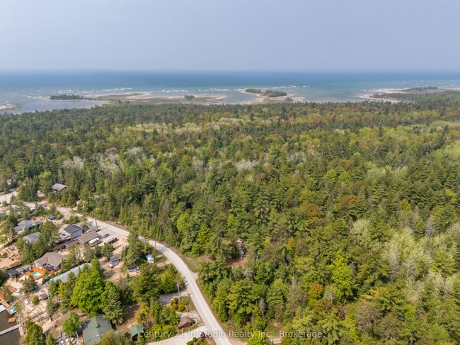 204 Ogimah Rd, House other with 2 bedrooms, 2 bathrooms and 10 parking in South Bruce Peninsula ON | Image 23