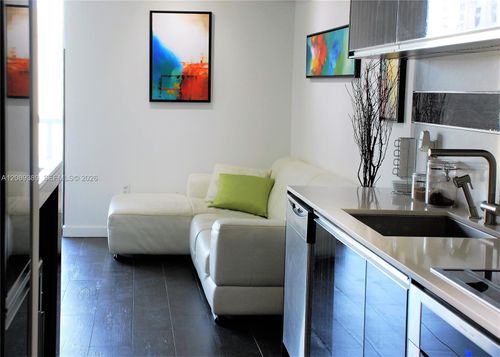 1509-50 Biscayne Blvd, Miami, FL, 33132-2905 | Card Image