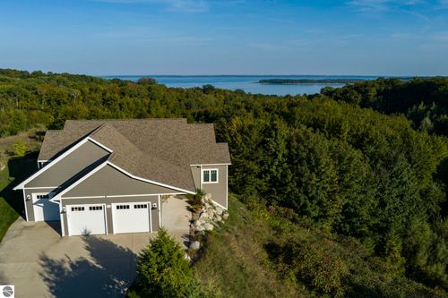 1872 N Blue Water Ct, Suttons Bay, MI, 49682-9748 | Card Image