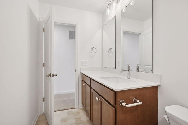 second bath upstairs | Image 21