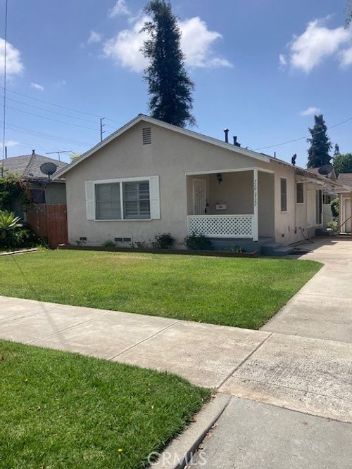 722 W Palmyra Ave, Orange, CA, 92868-3922 | Card Image