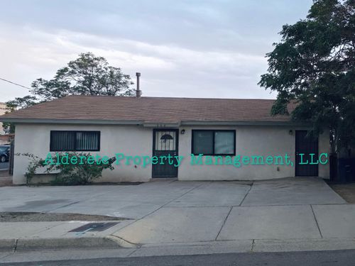 208 Cromwell Ave, Albuquerque, NM, 87102-4217 | Card Image