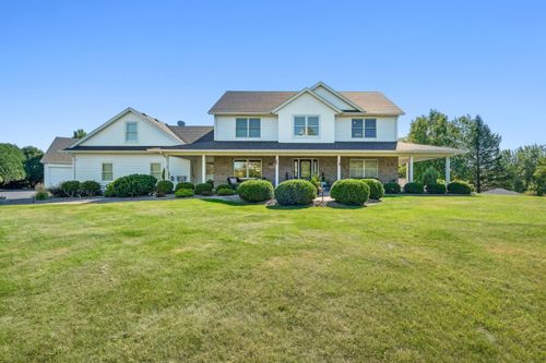 9520 Scott St, Rockford, MN, 55373-1110 | Card Image