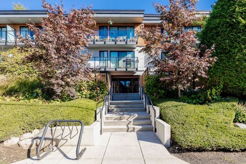 213-215 Mowat St, New Westminster, BC, V3M4B1 | Card Image