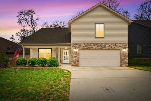 1168 Belvoir Ln, Clarksville, TN, 37040-1444 | Card Image