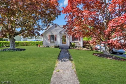 43 Everett Dr, Dover, NJ, 07801-4803 | Card Image