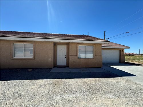 apt-b-1360 Bourbon St, Pahrump, NV, 89048-6094 | Card Image