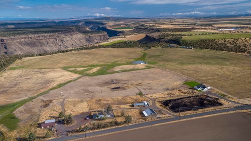 7056 Sw Kent Ln, Culver, OR, 97734-9651 | Card Image