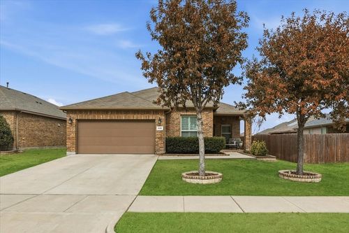 448 Spring Dr, Saginaw, TX, 76131-3162 | Card Image