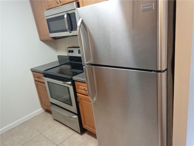 203 - 203 Chateau Rive, Condo with 2 bedrooms, 1 bathrooms and null parking in Peekskill NY | Image 7