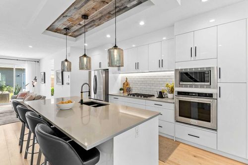 4834 20 Avenue Nw, Calgary, AB, T3B0V3 | Card Image