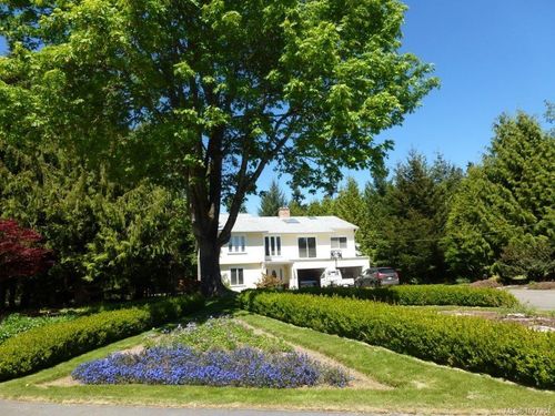 1245 Fisher Rd, Cobble Hill, BC, V8H0G4 | Card Image