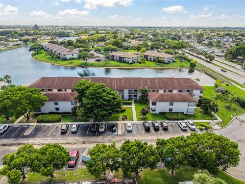 206-9563 W Mcnab Rd, Tamarac, FL, 33321-3050 | Card Image