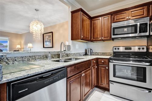 apt-601-3501 Nw 47th Ave, Lauderdale Lakes, FL, 33319-6462 | Card Image