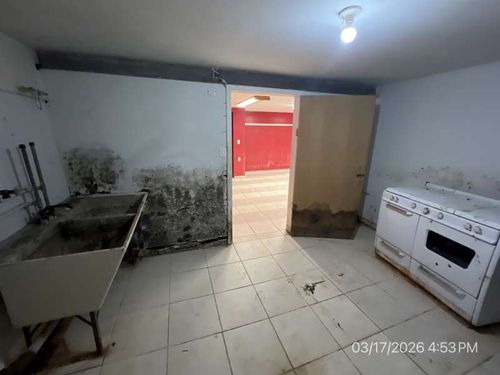 9128 S Komensky Ave, Oak Lawn, IL, 60453-1927 | Card Image