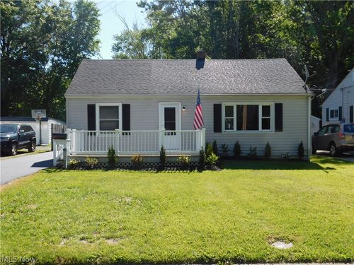 1283 Waverly Rd, Eastlake, OH, 44095-2831 | Card Image