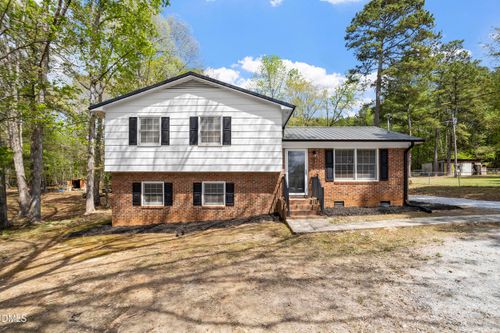 3321 Renee Dr, Sanford, NC, 27332-8022 | Card Image