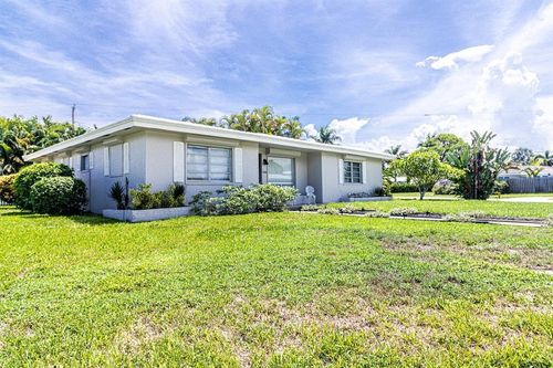 1300 Se 7th Ct, Deerfield Beach, FL, 33441-5816 | Card Image