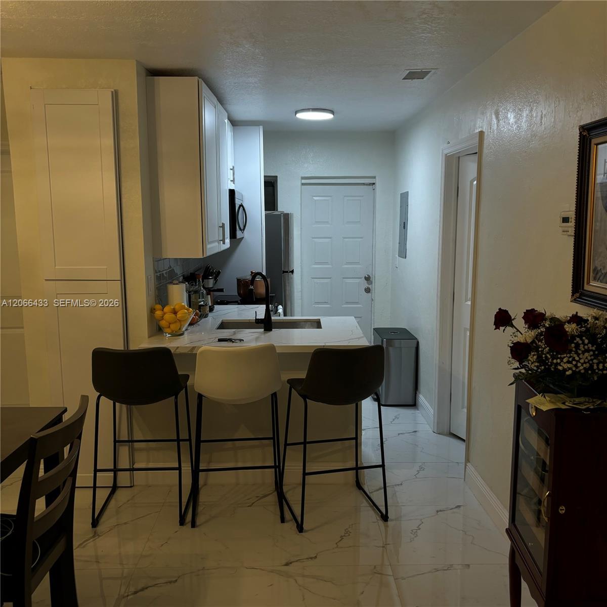 Residential Lease in Hollywood