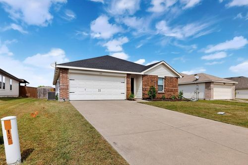 124 Sandlewood Dr, Terrell, TX, 75160-5106 | Card Image