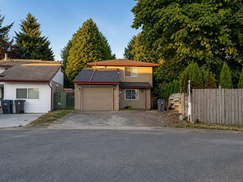 7366 128a St, Surrey, BC, V3W7G9 | Card Image