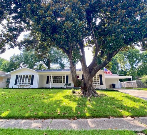 4116 Fern Ave, Shreveport, LA, 71105-2052 | Card Image