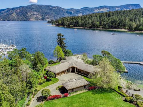 6301 Genoa Bay Rd, Duncan, BC, V9L6X6 | Card Image