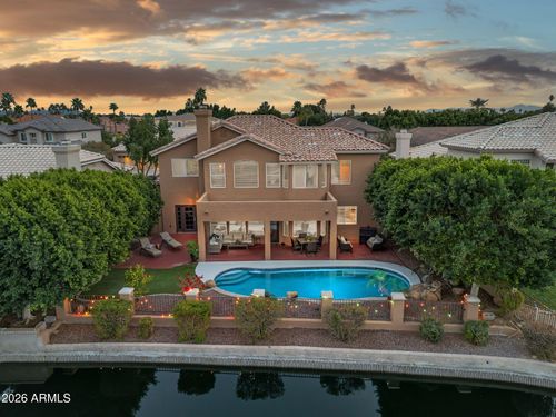 6376 W Louise Dr, Glendale, AZ, 85310-4242 | Card Image