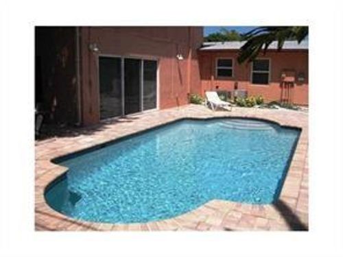 1643 Ne 8th Ave, Fort Lauderdale, FL, 33305-3047 | Card Image