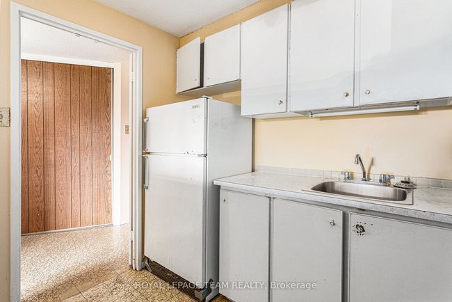 208 - 3100 Carling Ave, Condo with 1 bedrooms, 1 bathrooms and 1 parking in Nepean ON | Image 6