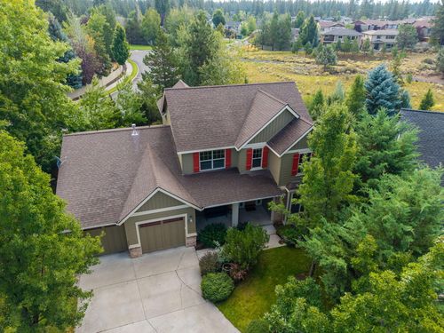 60940 Clearmeadow Ct, Bend, OR, 97702-2794 | Card Image