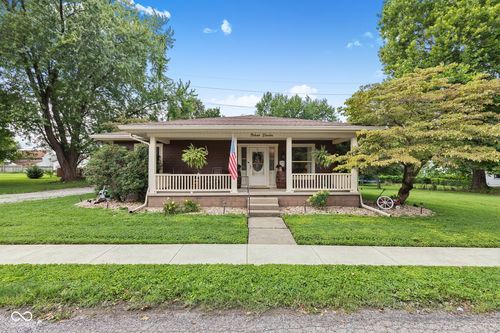 311 Dunn Ave, Crawfordsville, IN, 47933-3012 | Card Image