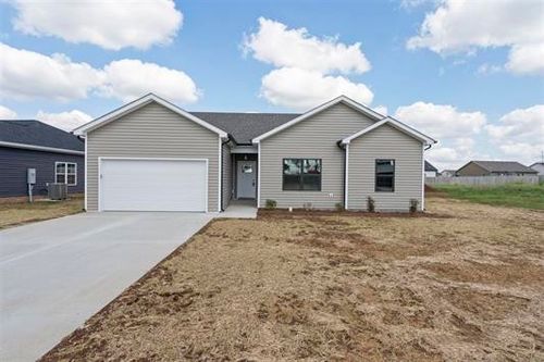 400 Victoria Way, Franklin, KY, 42134-1582 | Card Image