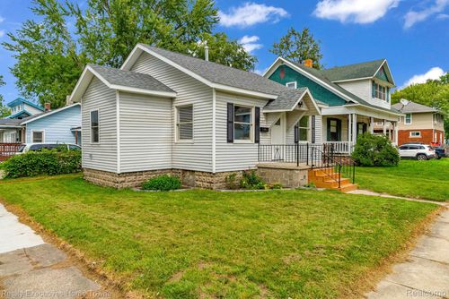 1217 Mansfield St, Port Huron, MI, 48060-3018 | Card Image