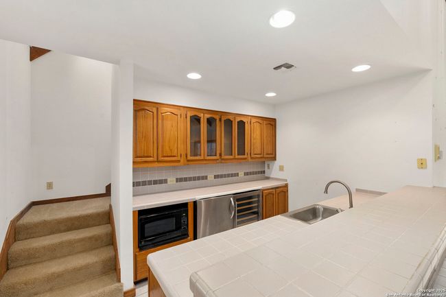 7835 Wild Eagle Rd, House other with 5 bedrooms, 3 bathrooms and null parking in San Antonio TX | Image 37