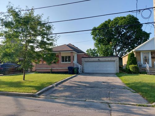 69 Whitley Ave, North York, ON, M3K1A1 | Card Image
