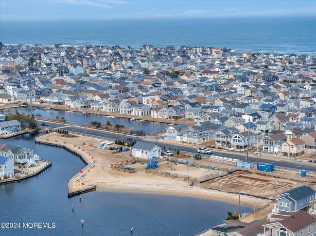 3309 Moonrise Ln, House other with 3 bedrooms, 2 bathrooms and null parking in Lavallette NJ | Image 55