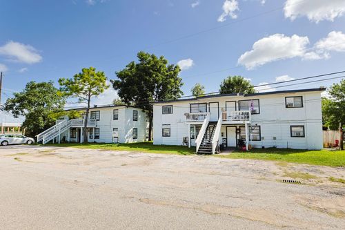 5-2312 & 2315 Avenue B, Dickinson, TX, 77539 | Card Image