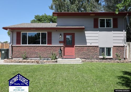 612 Northview Dr, Riverton, WY, 82501-2628 | Card Image