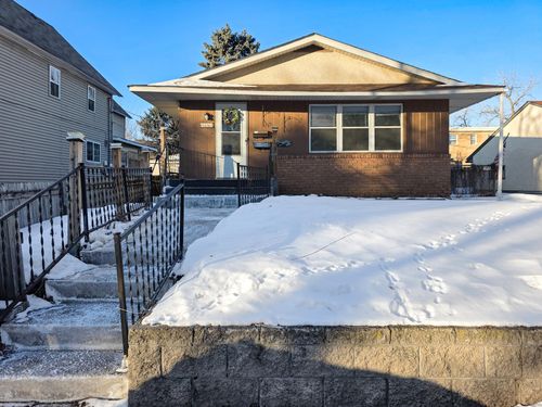 137 Jessamine Ave E, Saint Paul, MN, 55117-5019 | Card Image