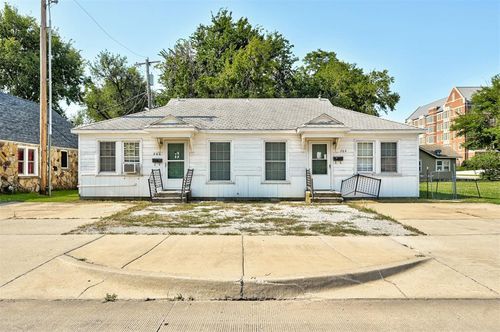 204-206-204 E Lindsey St, Norman, OK, 73069-4734 | Card Image