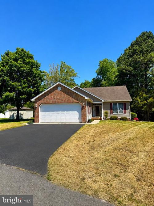 138 Meadow Dr, SEAFORD, DE, 19973-8481 | Card Image
